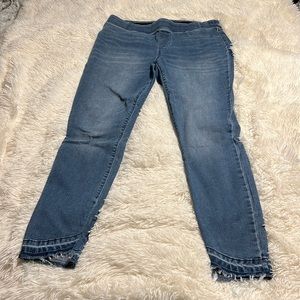 Old Navy Pull-On Rockstar Asymmetric Jeans in Light Wash 12 Tall
